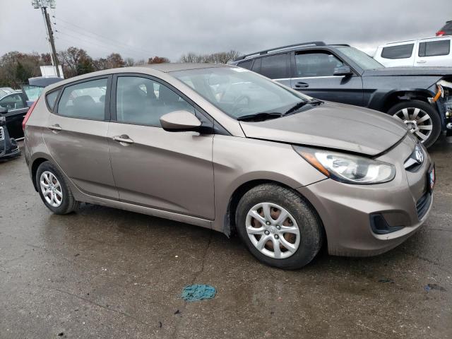 KMHCT5AE1DU081421 - 2013 HYUNDAI ACCENT GLS TAN photo 4