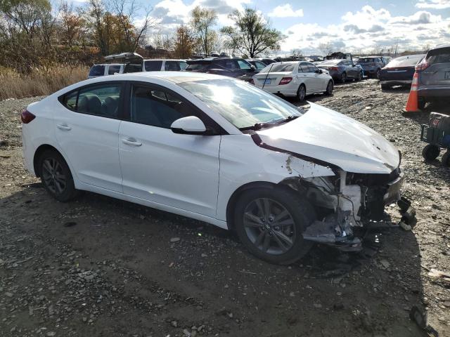 5NPD84LF1HH072096 - 2017 HYUNDAI ELANTRA SE WHITE photo 4