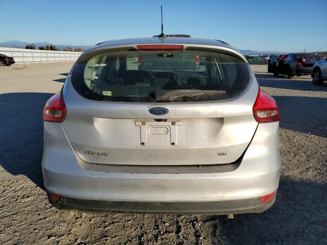 1FADP3K29FL243946 - 2015 FORD FOCUS SE SILVER photo 6