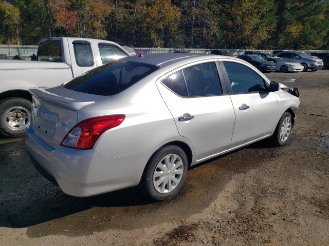 3N1CN7AP6JL886710 - 2018 NISSAN VERSA S SILVER photo 3