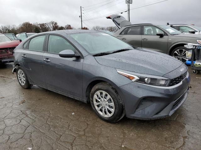 3KPF24AD5PE655835 - 2023 KIA FORTE LX GRAY photo 4