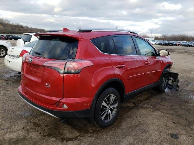 JTMRFREV6GJ054647 - 2016 TOYOTA RAV4 XLE RED photo 3