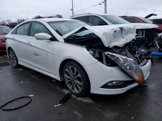 5NPEC4AC4EH819388 - 2014 HYUNDAI SONATA SE WHITE photo 4