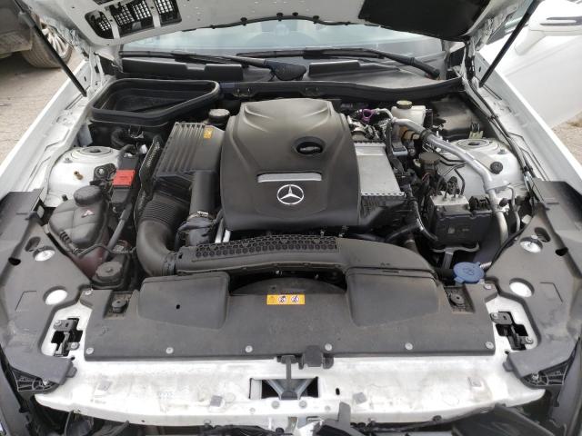 WDDPK3JA5KF158020 - 2019 MERCEDES-BENZ SLC 300 SILVER photo 11