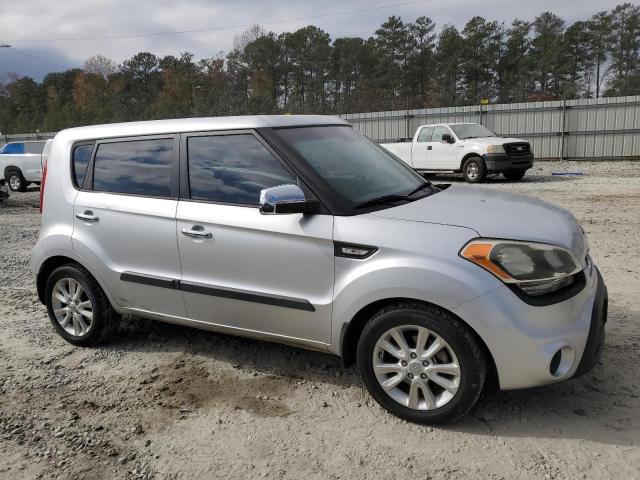 KNDJT2A56D7576125 - 2013 KIA SOUL SILVER photo 4