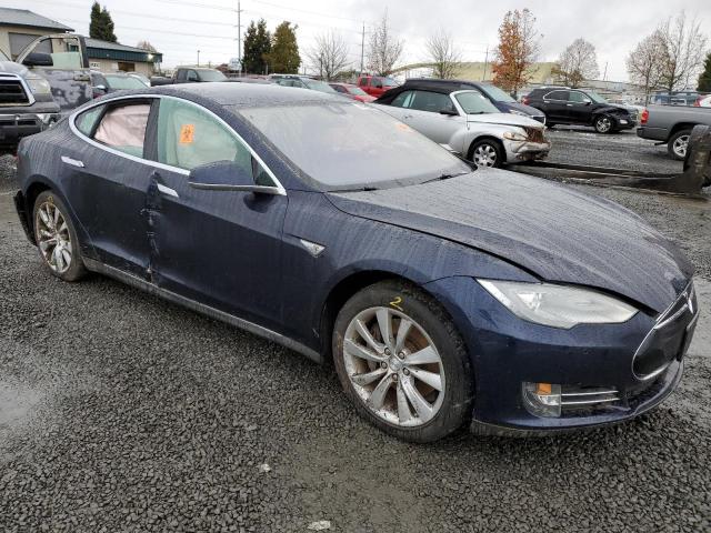 5YJSA1H12EFP62280 - 2014 TESLA MODEL S ლურჯი ფოტო 4