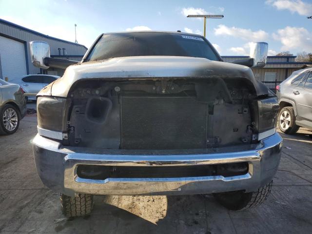 3C6UR5DL0FG649639 - 2015 RAM 2500 SLT თეთრი ფოტო 5