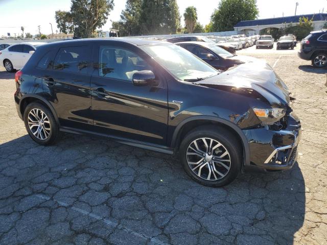 JA4AP3AW6JU013800 - 2018 MITSUBISHI OUTLANDER ES BLACK photo 4