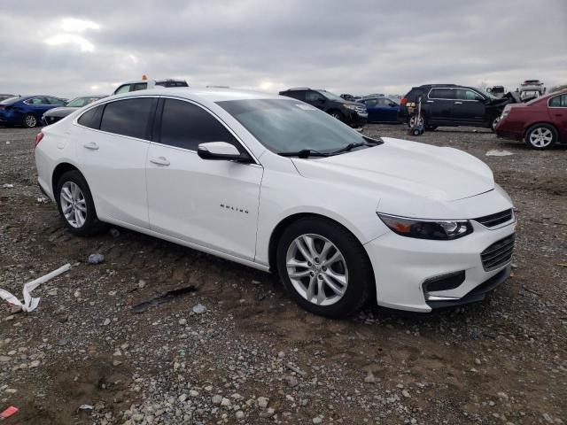 1G1ZD5STXJF256850 - 2018 CHEVROLET MALIBU LT WHITE photo 4