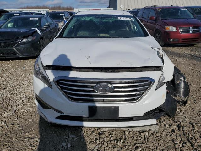 5NPE24AF0FH004071 - 2015 HYUNDAI SONATA SE WHITE photo 5