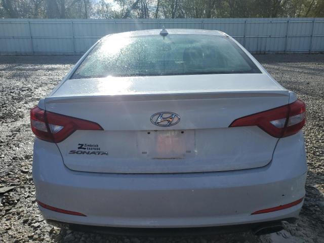 5NPE24AF0FH004071 - 2015 HYUNDAI SONATA SE WHITE photo 6