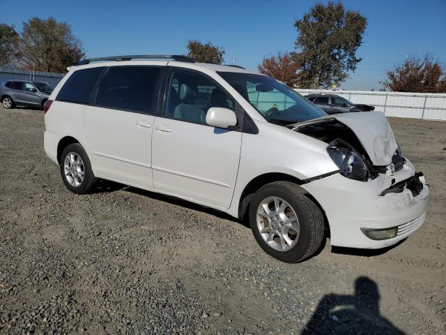 5TDBA22C15S051598 - 2005 TOYOTA SIENNA XLE WHITE photo 4