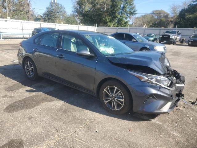 3KPF24AD8PE623624 - 2023 KIA FORTE LX CHARCOAL photo 4