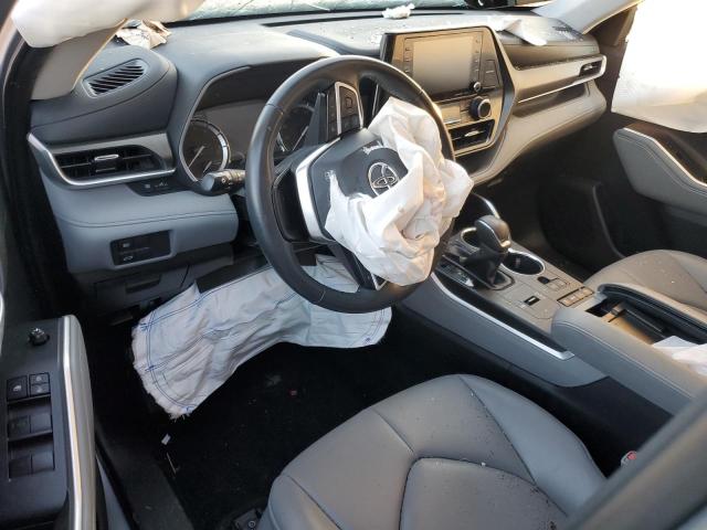 5TDGZRAH2NS550768 - 2022 TOYOTA HIGHLANDER XLE SILVER photo 8
