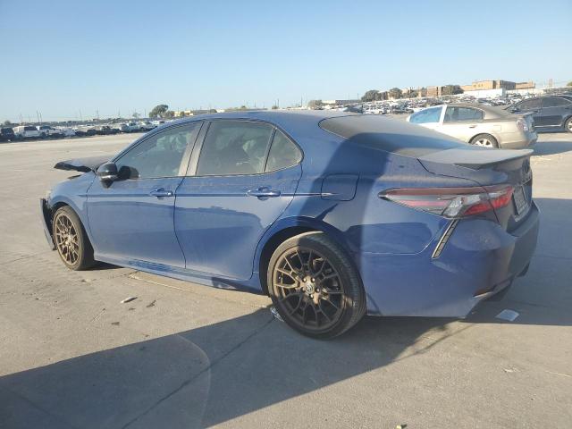 4T1G11AK7PU092269 - 2023 TOYOTA CAMRY SE NIGHT SHADE BLUE photo 2