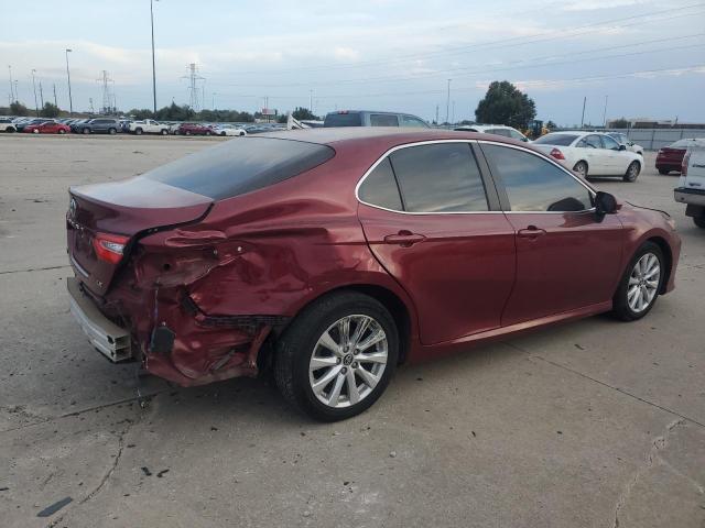 4T1B11HK9JU566195 - 2018 TOYOTA CAMRY L BURGUNDY photo 3