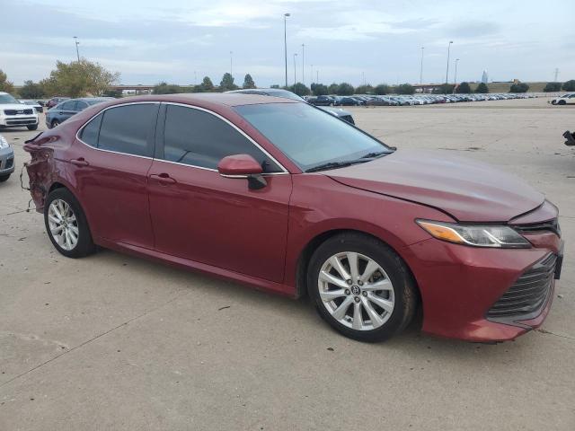 4T1B11HK9JU566195 - 2018 TOYOTA CAMRY L BURGUNDY photo 4