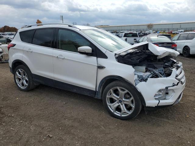 1FMCU9J94KUC37469 - 2019 FORD ESCAPE TITANIUM WHITE photo 4