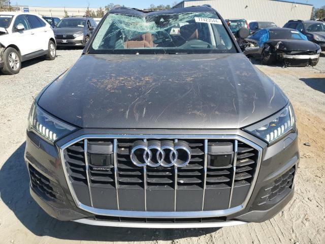 WA1VXBF76RD000750 - 2024 AUDI Q7 PRESTIGE GRAY photo 5