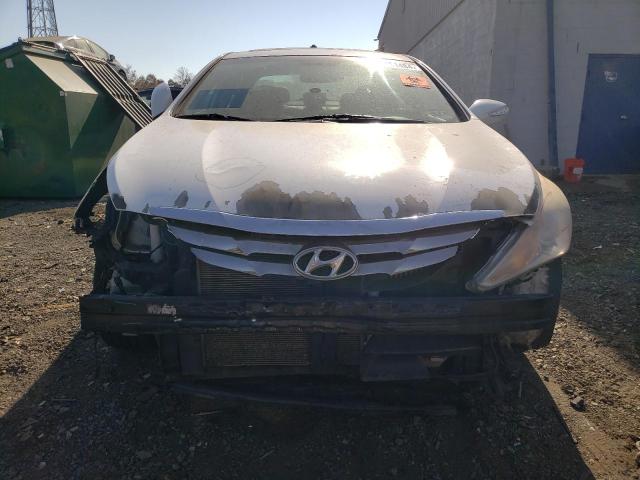 5NPEC4ABXDH741043 - 2013 HYUNDAI SONATA SE WHITE photo 5