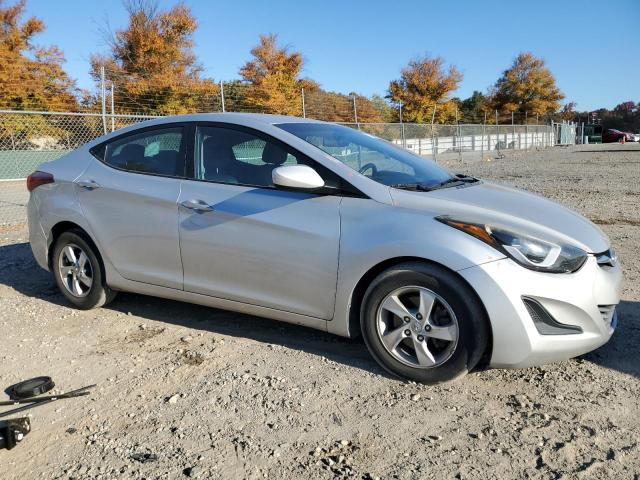 5NPDH4AE9FH578458 - 2015 HYUNDAI ELANTRA SE SILVER photo 4