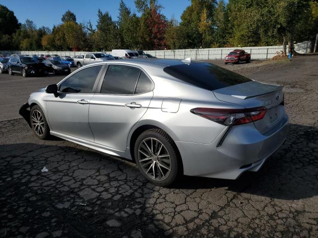 4T1G11BK4MU044951 - 2021 TOYOTA CAMRY SE SILVER photo 2