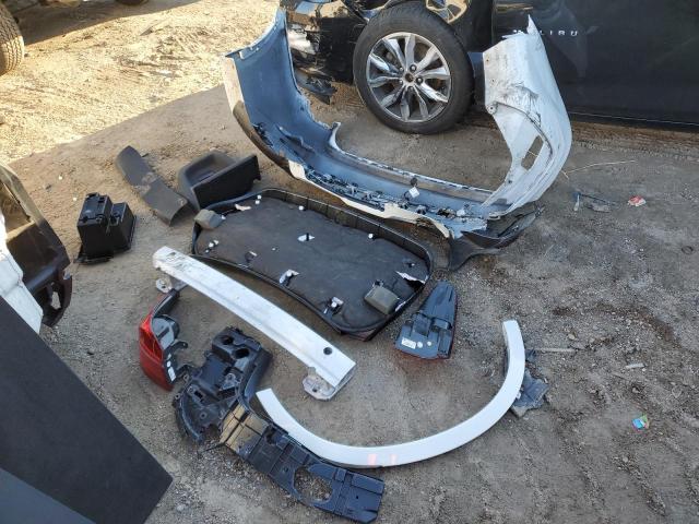 5UXXW3C59G0R22829 - 2016 BMW X4 XDRIVE28I WHITE photo 13