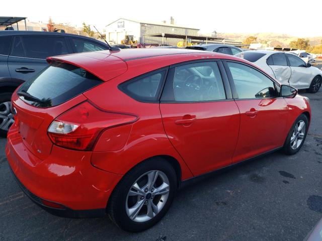 1FADP3K23EL176615 - 2014 FORD FOCUS SE RED photo 3