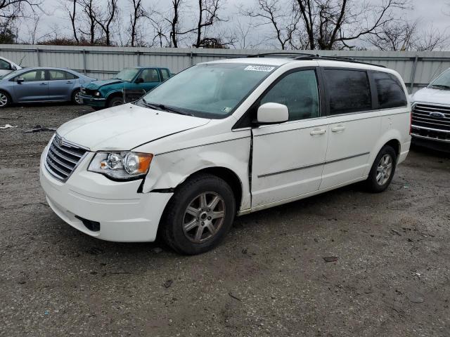 2A4RR8DXXAR415315 - 2010 CHRYSLER TOWN & COU TOURING PLUS WHITE photo 1