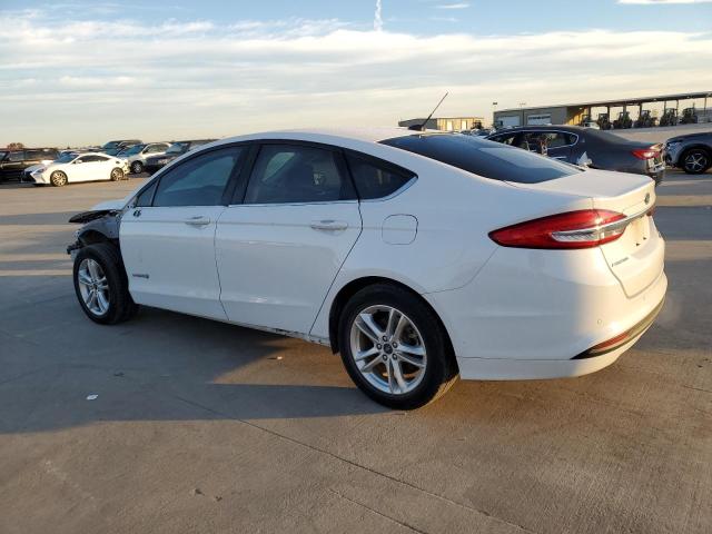 3FA6P0LU9JR286846 - 2018 FORD FUSION SE HYBRID WHITE photo 2