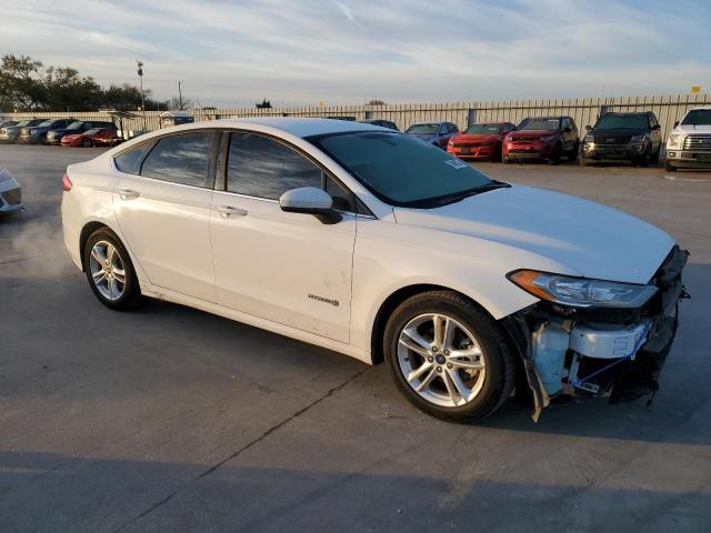 3FA6P0LU9JR286846 - 2018 FORD FUSION SE HYBRID WHITE photo 4