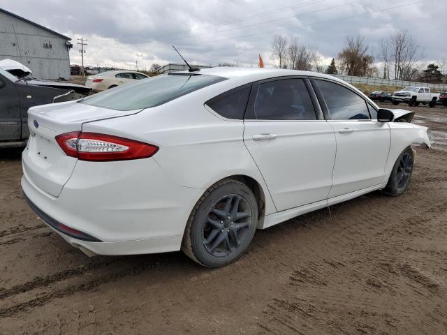 3FA6P0H75GR331793 - 2016 FORD FUSION SE WHITE photo 3