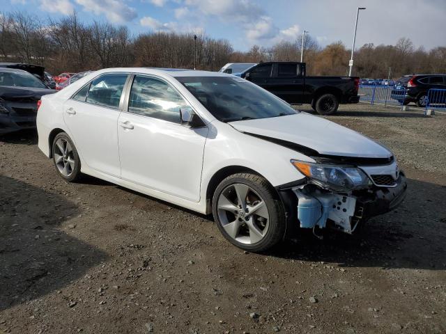 4T1BF1FKXEU449140 - 2014 TOYOTA CAMRY L WHITE photo 4