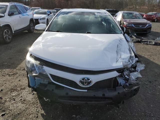 4T1BF1FKXEU449140 - 2014 TOYOTA CAMRY L WHITE photo 5