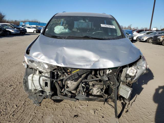 JN8AE2KP2G9151573 - 2016 NISSAN QUEST S SILVER photo 5