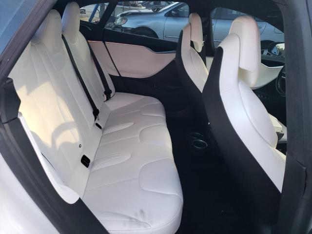 5YJSA1E11HF205479 - 2017 TESLA MODEL S თეთრი ფოტო 10