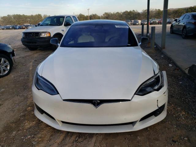 5YJSA1E11HF205479 - 2017 TESLA MODEL S თეთრი ფოტო 5