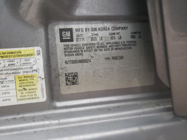 KL1TD5DE4BB265314 - 2011 CHEVROLET AVEO LS 灰色 照片 12