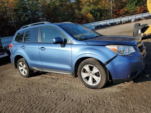 JF2SJADC2FH526397 - 2015 SUBARU FORESTER 2.5I PREMIUM BLUE photo 4