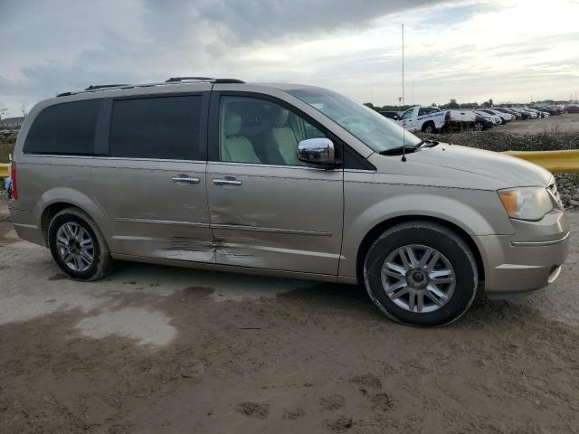 2A8HR64X78R723258 - 2008 CHRYSLER TOWN & COU LIMITED GOLD photo 4