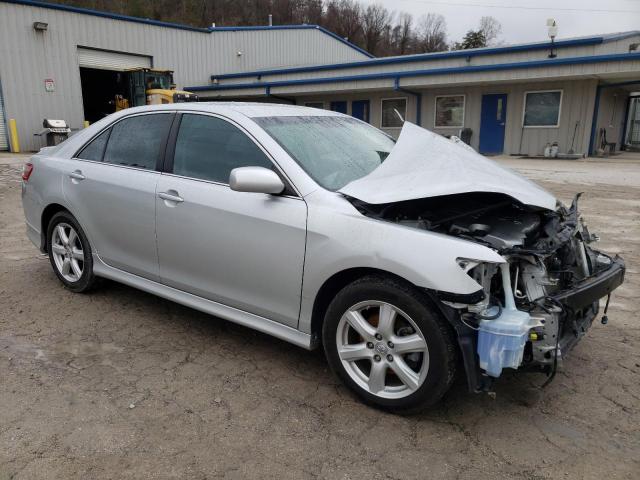 4T1BK46K17U027306 - 2007 TOYOTA CAMRY LE SILVER photo 4