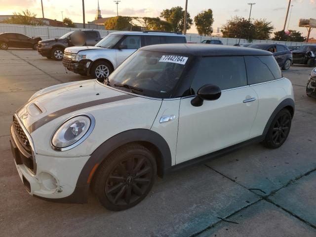 2014 MINI COOPER S, 