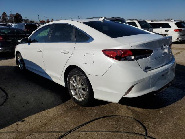 5NPE24AF2KH739130 - 2019 HYUNDAI SONATA SE WHITE photo 2