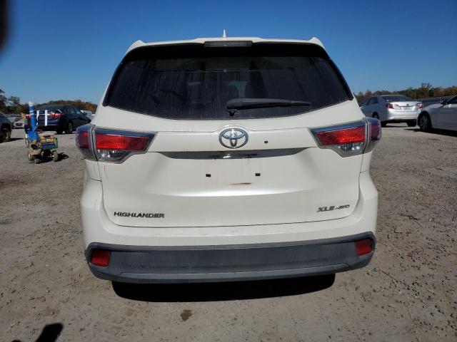 5TDJKRFH3FS178006 - 2015 TOYOTA HIGHLANDER XLE Білий фото 6