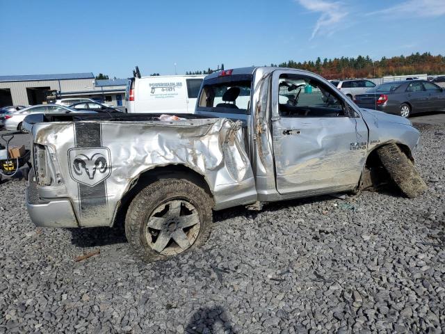 3C6JR7AT0DG518422 - 2013 RAM 1500 ST SILVER photo 3