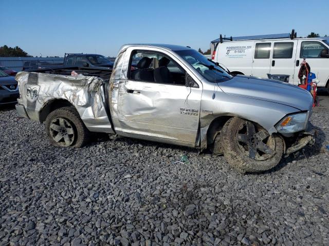 3C6JR7AT0DG518422 - 2013 RAM 1500 ST SILVER photo 4