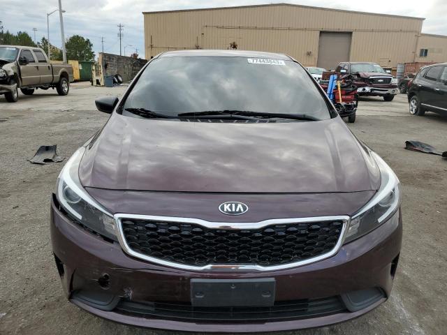 3KPFK4A76JE223854 - 2018 KIA FORTE LX BURGUNDY photo 5