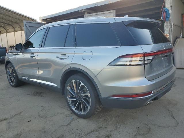 5LM5J7XC0LGL32536 - 2020 LINCOLN AVIATOR RESERVE SILVER photo 2