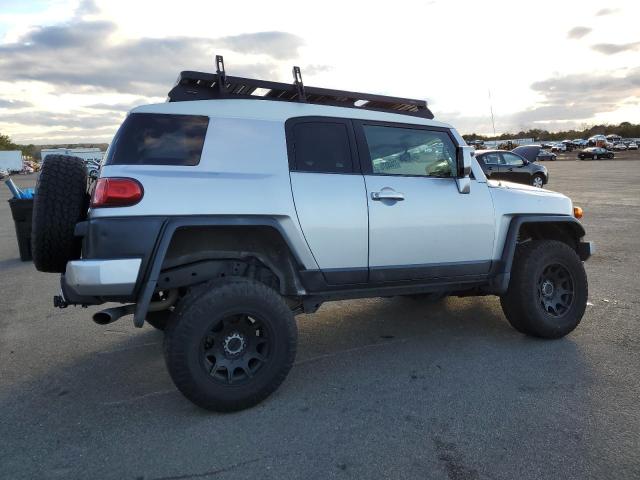 JTEBU11F98K046654 - 2008 TOYOTA FJ CRUISER TWO TONE photo 3