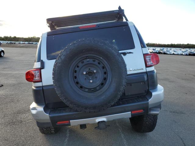 JTEBU11F98K046654 - 2008 TOYOTA FJ CRUISER TWO TONE photo 6